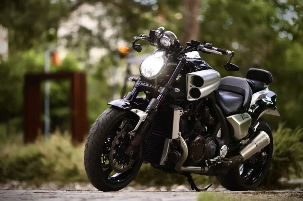 Yamaha V max
