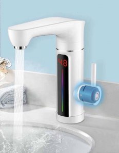 Slavina sa grejačem novi model Baterija sudopera topla voda