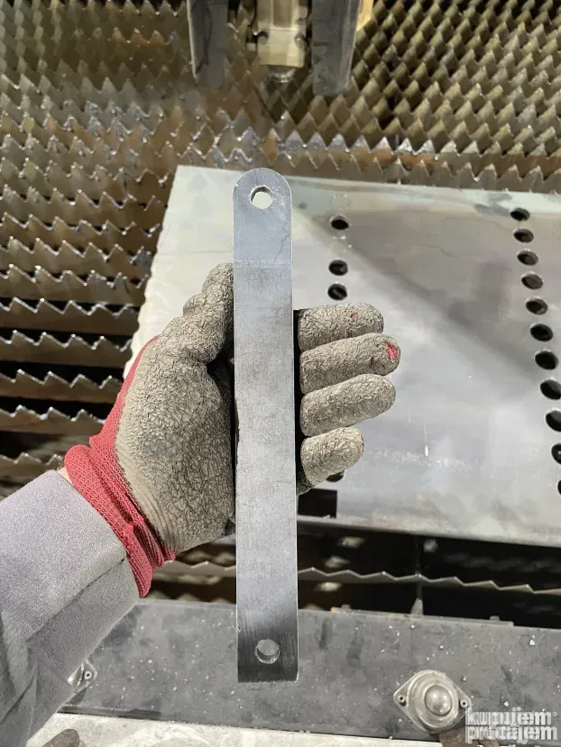Lasersko sečenje metala