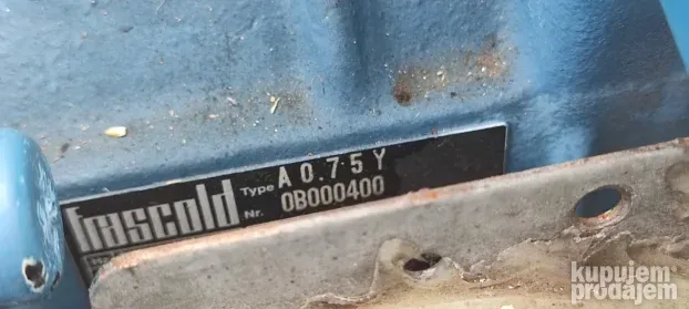 kompresor frascold a0.7y 380v.4,9 metara kubnih/h hladnjacu