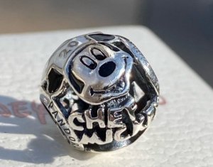 PANDORA privezak Mickey Chief srebro ale s925 791802ENMX