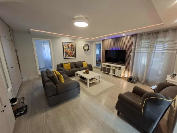 Ljuba Vuckovica , Darvinova pošta, 3.0 trosoban, 90 m²