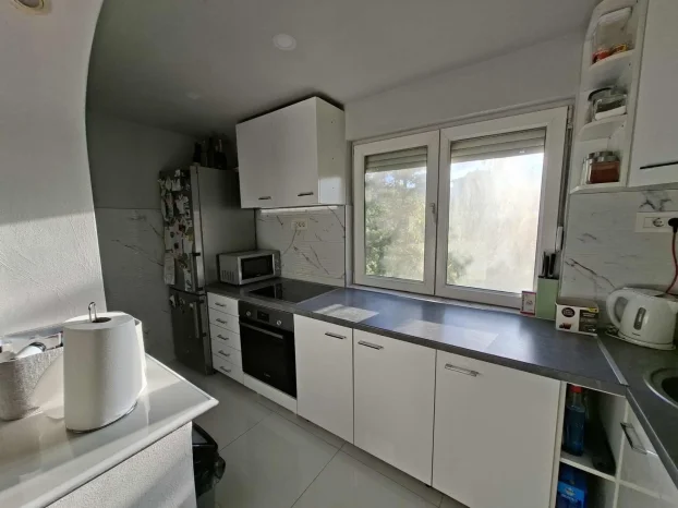 Ljuba Vuckovica , Darvinova pošta, 3.0 trosoban, 90 m²