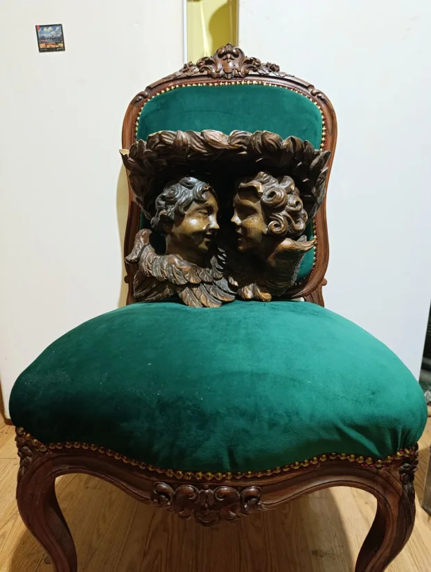 Konzola za zid Renesansa 18 19 vek drvoo