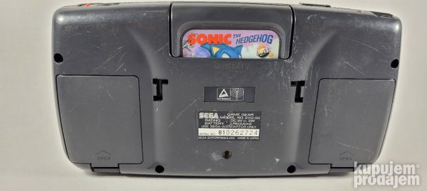 Sega Game Gear Konzola + Sonic Hedgehog igrica