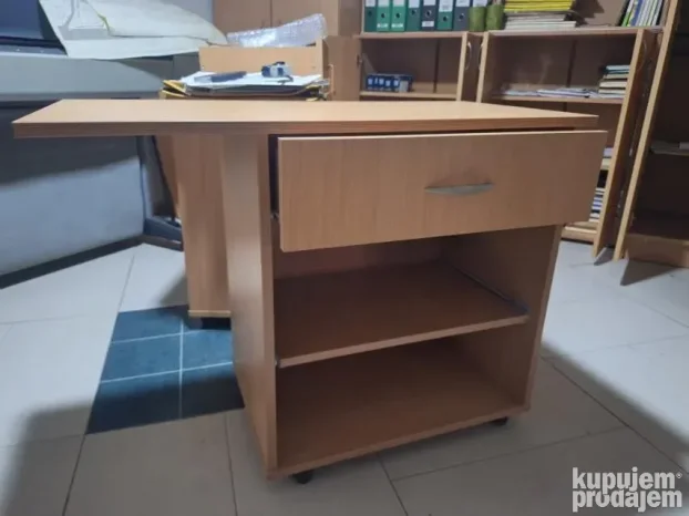 Kancelarijski nameštaj