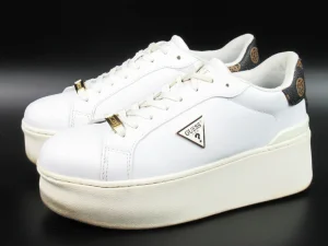 Guess patike za svaki dan J269