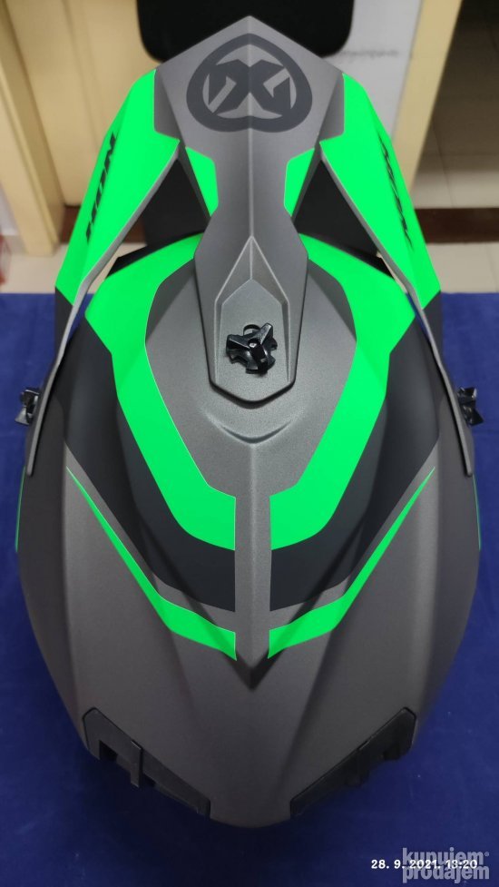 Kaciga Nox cross 633 Evo titanium/zelena