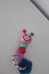 zvecka plasticna za bebu glodalica roze za devojcicu