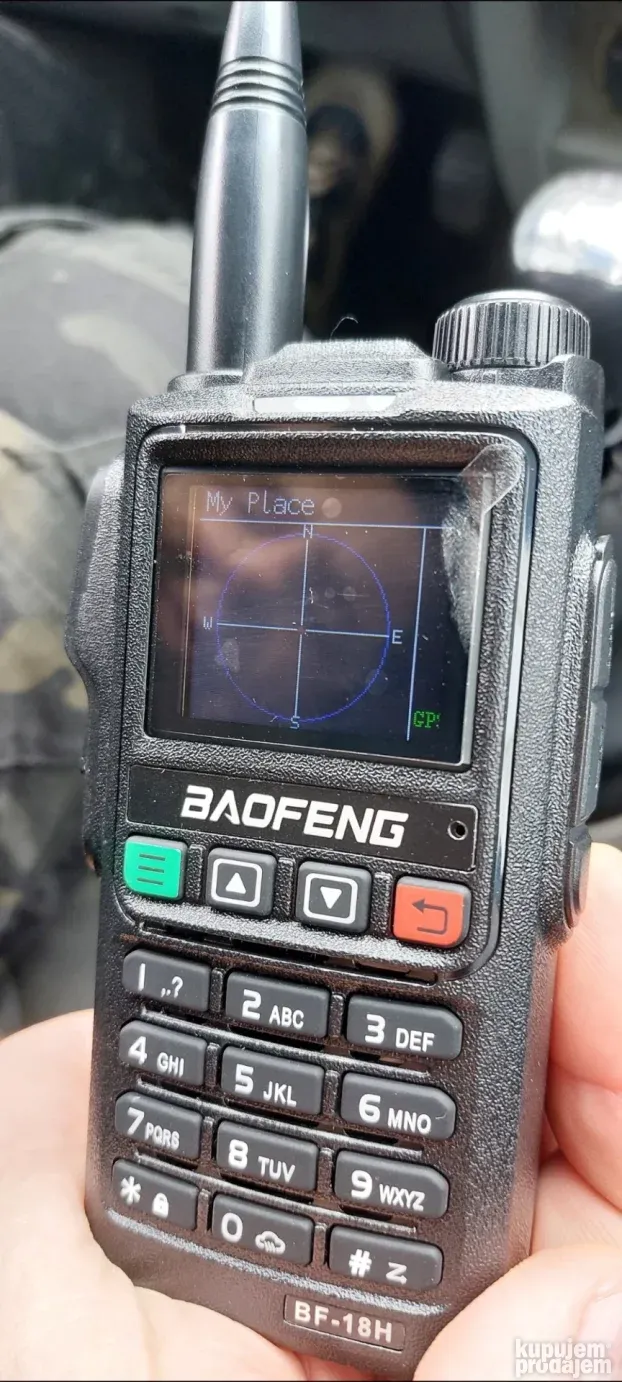 Radio stanica toki voki BaofengBF18hJEDINI SA GPS LOCIRA VAS