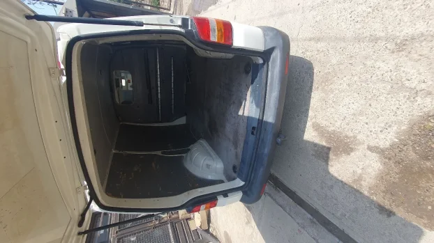 2004 Volkswagen T5 WV teretno. BUS