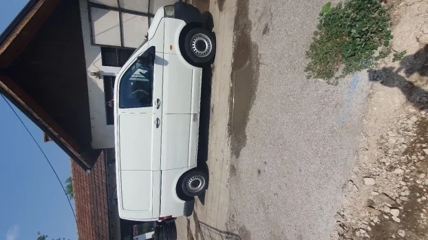 2004 Volkswagen T5 WV teretno. BUS