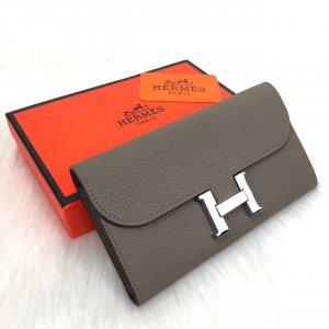 Hermes Constance Novcanik