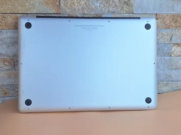 Apple MacBook Pro A1286 15" Intel Core i7 procesoror