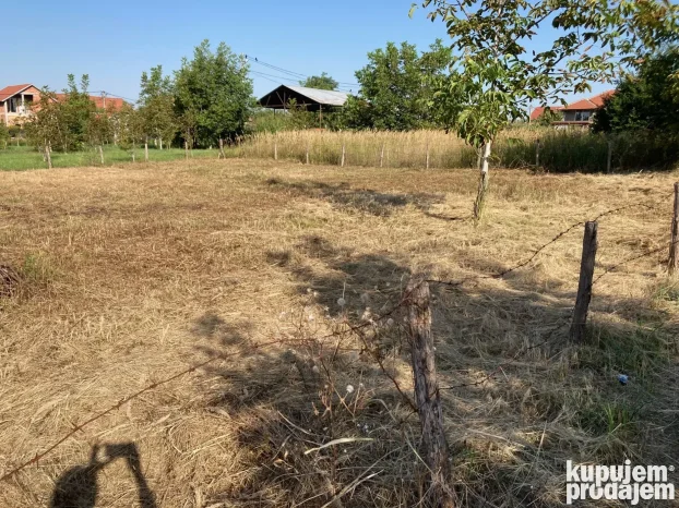 Izdajem plac - 4a - Surčin