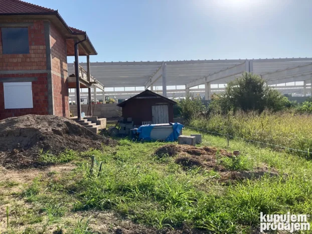 Izdajem plac - 4a - Surčin