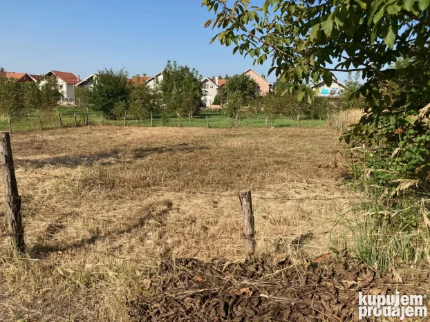 Izdajem plac - 4a - Surčin