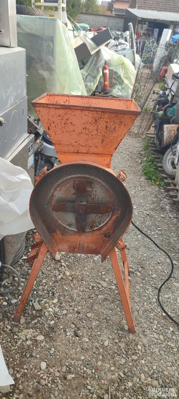 prekrupac sa krunjacem lifam 230v.1,5kw. rezervisano
