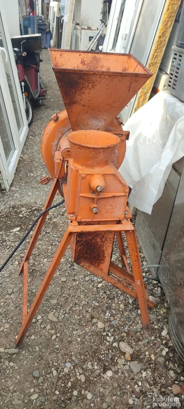 prekrupac sa krunjacem lifam 230v.1,5kw. rezervisano