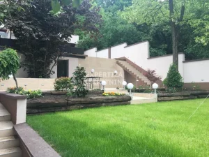 Lovranska, Zvezdarska šuma, 4.0 četvorosobna, 180 m²