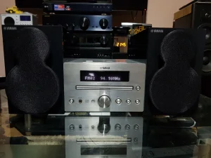 Yamaha CRX-330 + NS-BP110 + 0riginalni Daljinac