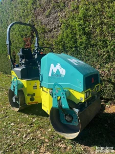 Iznajmljivanje valjka 2.5t