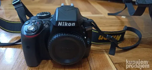 Nikon D3300 u odlicnom stanju sa 3700 okidanja