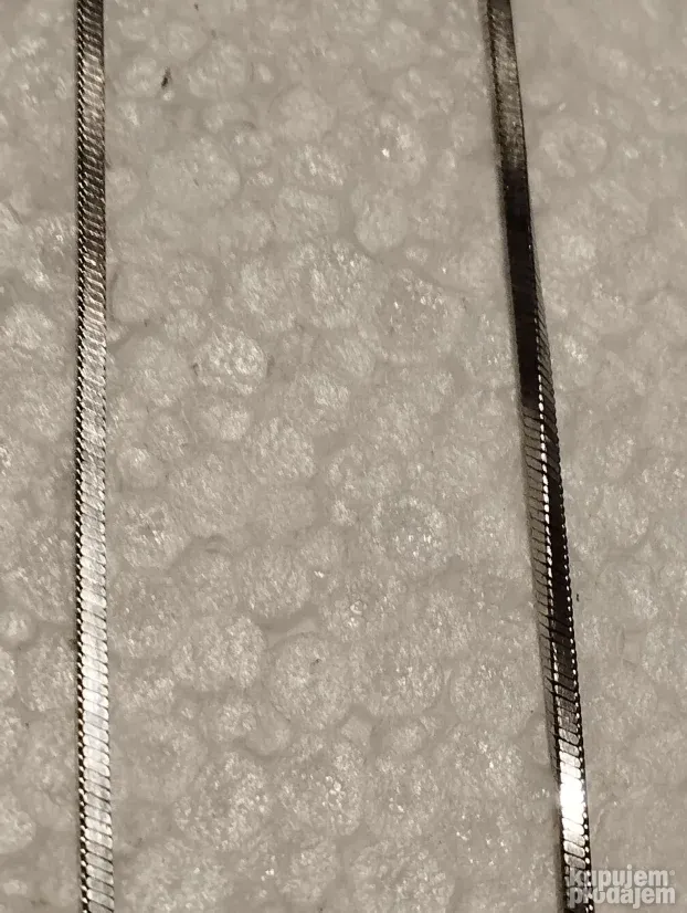 Srebtna zenska ogrlica sa priveskom u sedefu-25.3gram-40cm