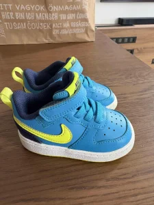 nike patike 19.5