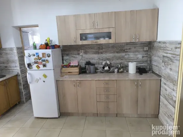 Glavna, Bečmen, 16.65 ar