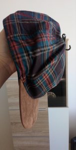 Musko/zenski BERSHKA kacket - velika akcija