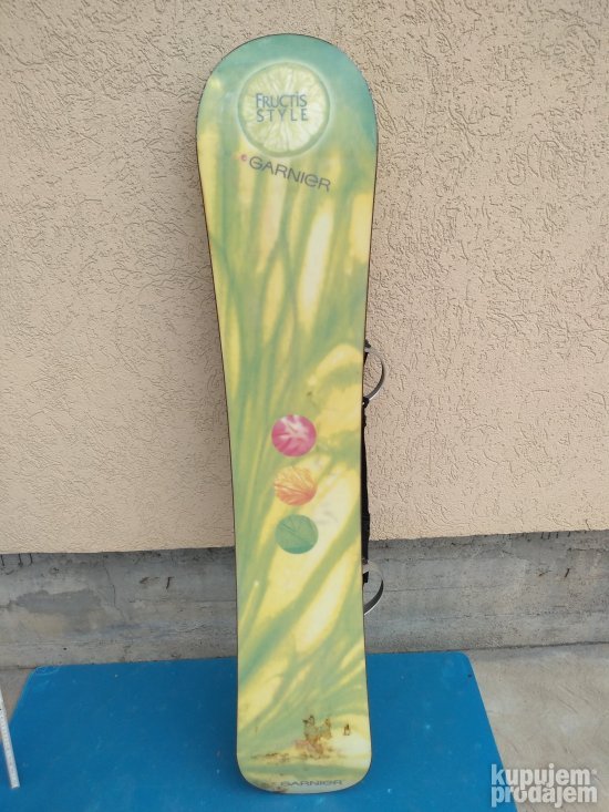 Snoubord GARNIER 155 cm