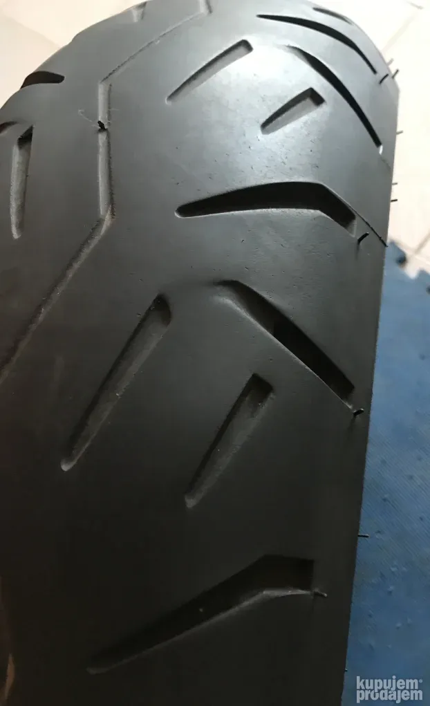 Brigestone Exedra Max 170/70-16 polovna