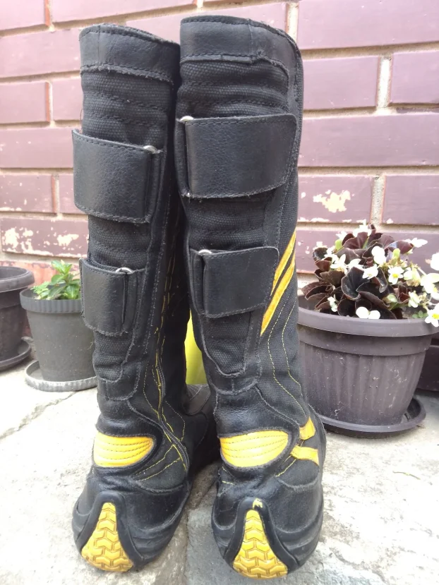 Moto cizme br 40