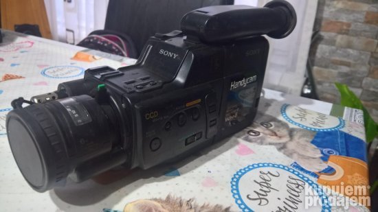 Sony CCD F335E  hi-8 & Sony CCD-TR55E video kamere