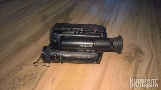 Sony CCD F335E  hi-8 & Sony CCD-TR55E video kamere