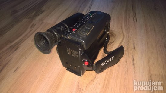 Sony CCD F335E  hi-8 & Sony CCD-TR55E video kamere