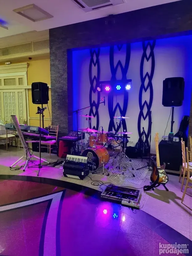 Povoljno rentiranje muzicke,dj opreme,mixeta, zvucnika,mikro