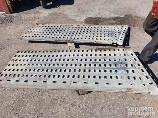 Navoz platforma šlep služba