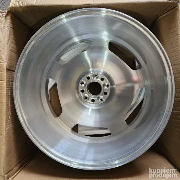 nove alu felne 20 " original mercedes s w223 maybach