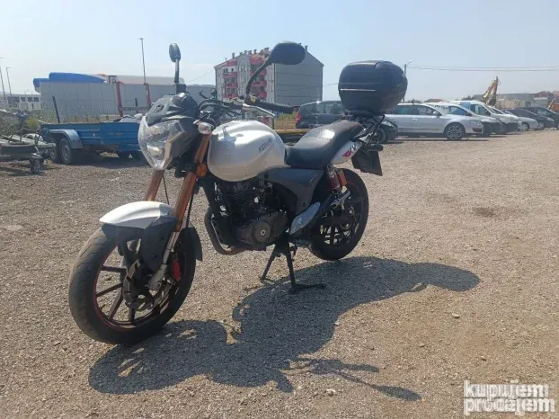 Keweey RKV 125 2016