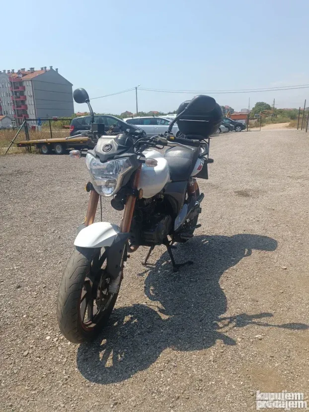 Keweey RKV 125 2016