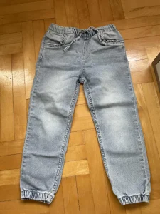 H&M jogger farmerice vel. 104