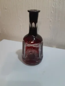 Flasa od rubin kristala 0,5l