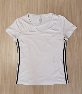 Adidas ženska sportska majica vel. 44
