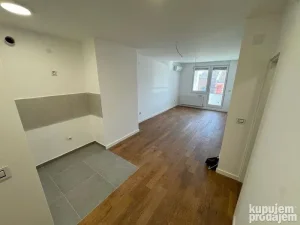 Nova Detelinara 74m2