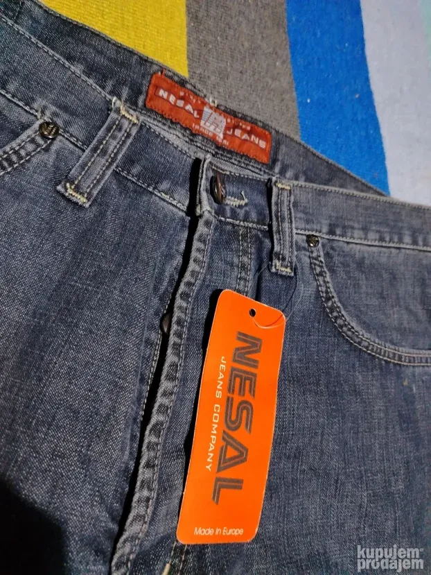 NESAL Jeans W34 L36 / Novo!
