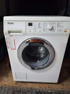 Ves Masina Miele w527