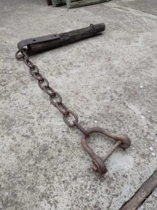 Stari kovani deo lanac zaprezne masine