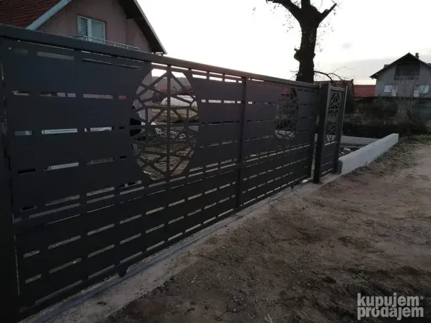 Usluzno secenje metala
